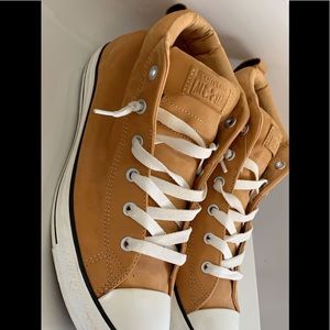 Men’s Faux Suede Converse Shoes - 10.5